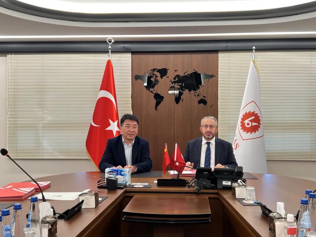 ݱ쳽˾ܳаȻĿʽ